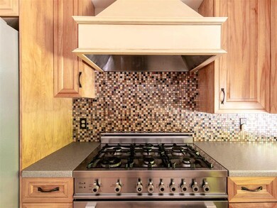 25 Edgewood St, Milford, NH 03055 - photo 5