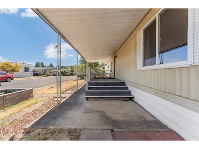 2681 SE River Rd unit 8, Hillsboro, OR 97123 - photo 3