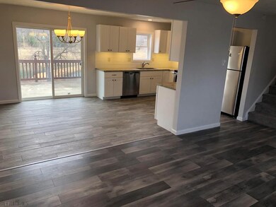 Dining area 2nd view