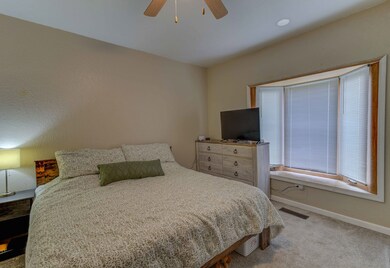 306 E Barker St, Tuscola, IL 61953 - photo 5