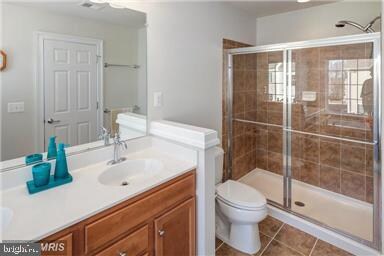 25486 Amber Gate Terrace, Chantilly, VA 20152 - photo 6