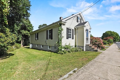 174 Slocum Rd, North Dartmouth, MA 02747 - photo 3