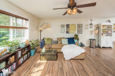 639 E Eklutna Avenue Palmer AK-large-006