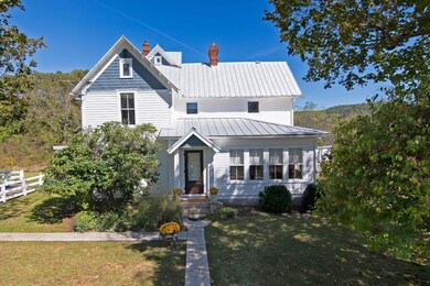 69 Beard Post Office Rd, Hillsboro, WV 24946 - photo 4