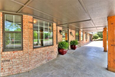 Ranch style covered patio.