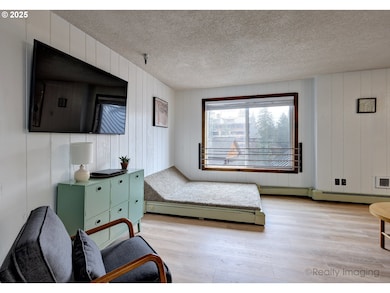 87557 E Government Camp Loop unit 204, Government Camp, OR 97028 - photo 6