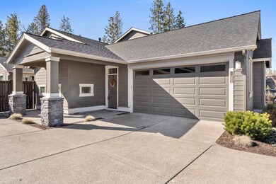 60447 Hedgewood Ln, Bend, OR 97702 - photo 4