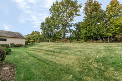 1018 Augusta Glen Dr, Columbus, OH 43235 - photo 4