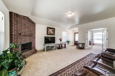 10743 Kobort Canyon, Helotes, TX 78023 - photo 5