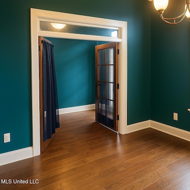 entry/office