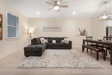 1577 Metropolitan Blvd unit 4, Tallahassee, FL 32308 - photo 3