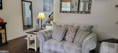 924 Middlesex Rd, Essex, MD 21221 - photo 5