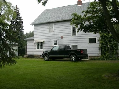 Exterior Front SIDE VIEW
