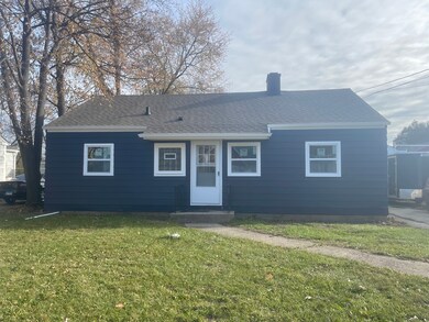 119 Keller Ave, Waukegan, IL 60085 - photo 2