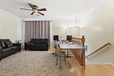 163 Surf Dr unit 199, Bronx, NY 10473 - photo 3