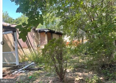 1551 S 10th St, Camden, NJ 08104 - photo 3