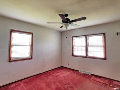 1818 W 36th St, Davenport, IA 52806 - photo 6