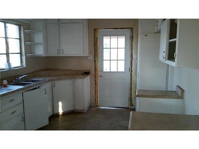 7514 Hacienda Ave, El Paso, TX 79915 - photo 3