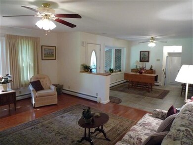 20 Bancker Ave, Schenectady, NY 12302 - photo 2