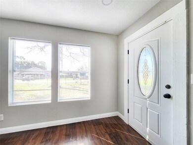 2217 Creston Dr, Houston, TX 77026 - photo 6