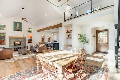 61389 Campbell Ct, Bend, OR 97702 - photo 5