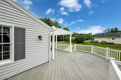 7060 Manchester Rd, New Franklin, OH 44614 - photo 5