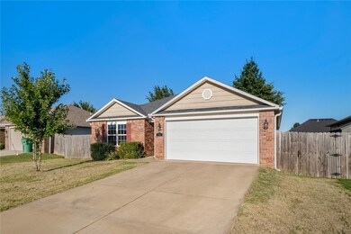 790 Morningside Dr, Centerton, AR 72719 - photo 2