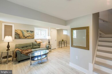 4300 F St SE, Washington, DC 20019 - photo 2