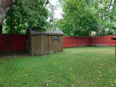 45 Lenox Ave, Manchester, NH 03103 - photo 3