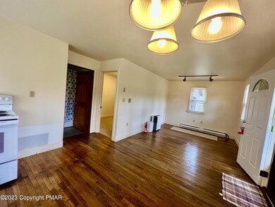 909 Upper Middle Creek Rd, Kunkletown, PA 18058 - photo 5