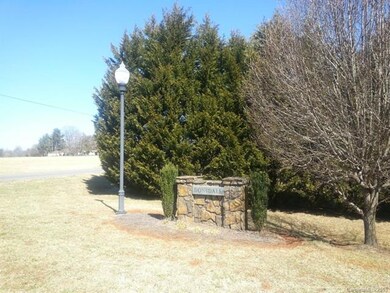 137 Donsdale Dr, Statesville, NC 28625 - photo 2