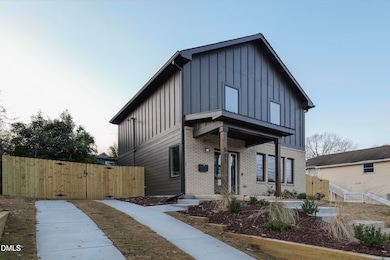 907 N Elizabeth St, Durham, NC 27701 - photo 4