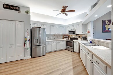 9719 Boca Gardens Cir N unit D, Boca Raton, FL 33496 - photo 3