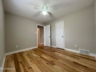 9004 Lakeside Cove, Olive Branch, MS 38654 - photo 7