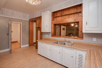 1843_Jefferson_Road-06