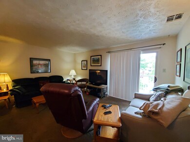 806 Stratford Way unit J, Frederick, MD 21701 - photo 3