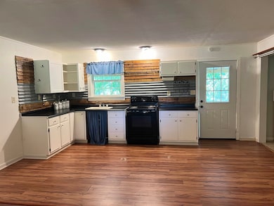 15437 N Jones Rd, Bogalusa, LA 70427 - photo 4