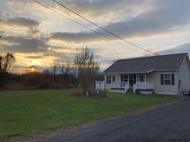 94 N Vernon St, Athens, NY 12015 - photo 2