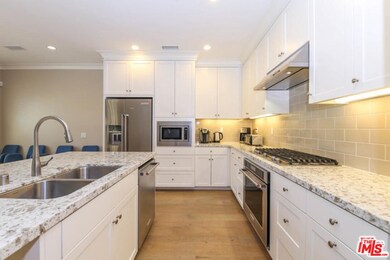 121 Mighty Oak, Irvine, CA 92602 - photo 3