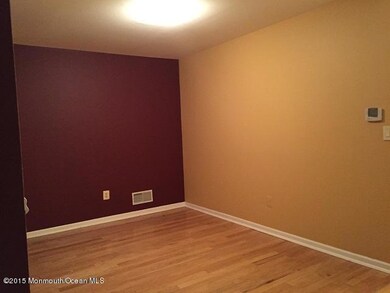 202 Finch Ct, Manalapan, NJ 07726 - photo 5