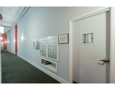 13 Willow St unit 203, Lynn, MA 01901 - photo 6