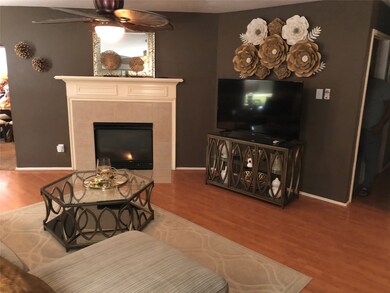 10327 Kinsdale Crossing Ln, Houston, TX 77075 - photo 7