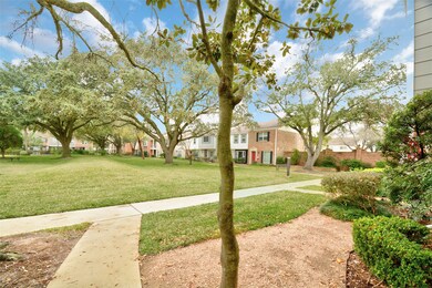 1311 Country Place Dr, Houston, TX 77079 - photo 4