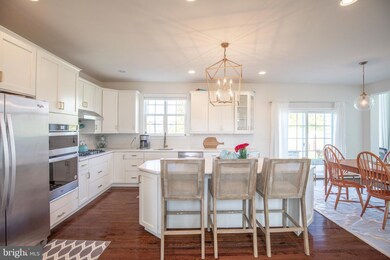 213 Winterberry Ln, Chalfont, PA 18914 - photo 5