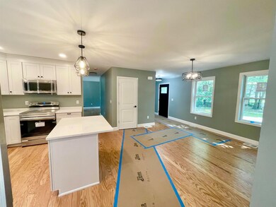 14 Farmer Rd, Hooksett, NH 03106 - photo 4