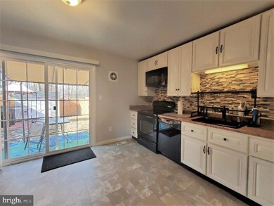 1325 Charlestown Dr, Edgewood, MD 21040 - photo 5