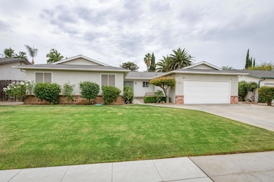 3135 W Roberts Ave, Fresno, CA 93711 - photo 2