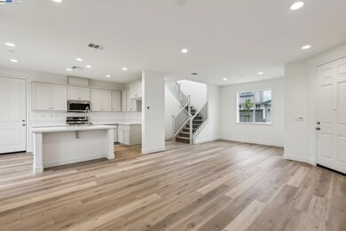 262 Mindy Way, Pittsburg, CA 94565 - photo 5