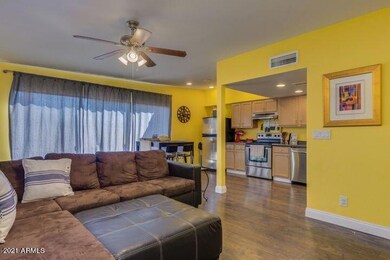 10210 N 7th Place unit 155, Phoenix, AZ 85020 - photo 5