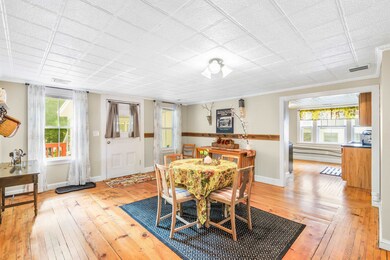 56-56A Manchester St, Nashua, NH 03064 - photo 2